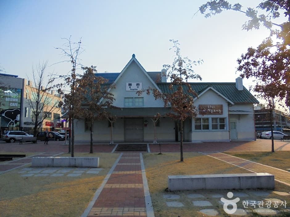 대구 구 동촌역사